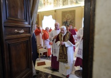 Vatican Pope Resigns